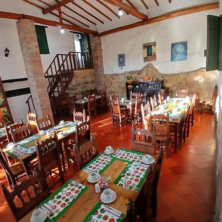 Hotel Mision Santa Barbara Rnt 4799 บาริชารา ภายนอก รูปภาพ