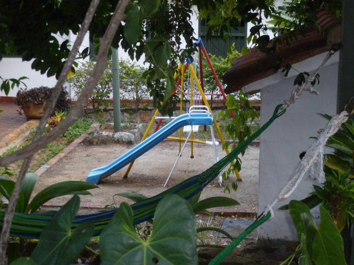 Hotel Mision Santa Barbara Rnt 4799 บาริชารา ภายนอก รูปภาพ